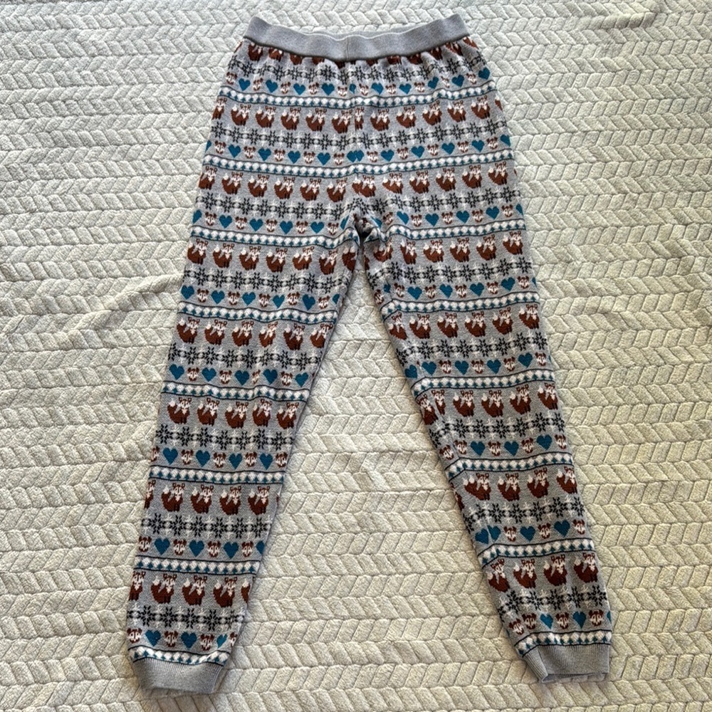 Unique Vintage Grey Foxes Pajama Pants Size 10/12